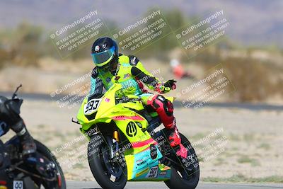 media/Oct-19-2024-CVMA (Sat) [[7df39c5a0d]]/Race 4-Formula Middleweight/